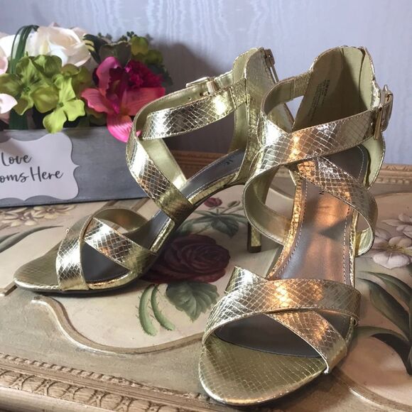 Worthington Gold Snakeskin Strappy Heels Wedding Formal Date Prom 8.5 New in Box - Picture 4 of 9